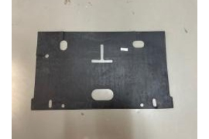 MTZ Hűtő alá gumilap 500x290mm Belarus